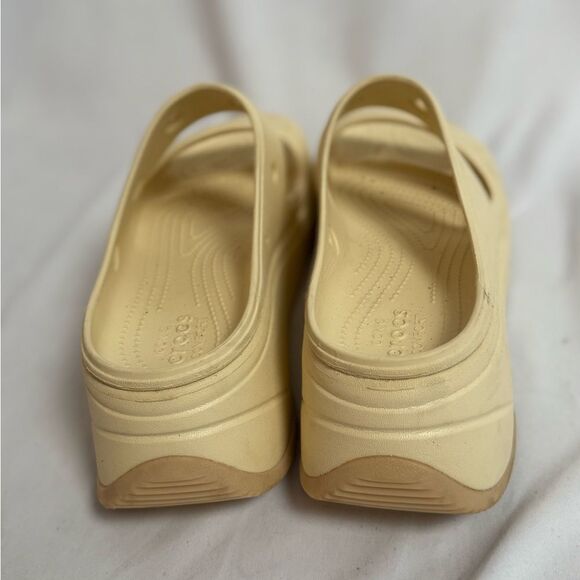 Crocs Classic Hiker XScape Women’s Sz 9 Vanilla Yellow Platform - Picture 6 of 10